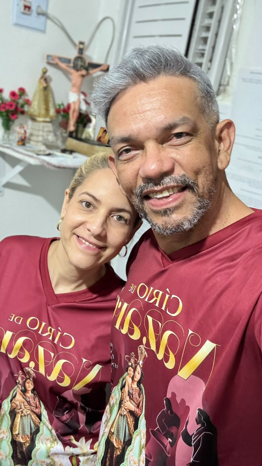 Fabianne Teixeira e Elden Carlos em registro do casal